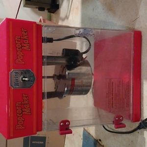 Popcorn maker